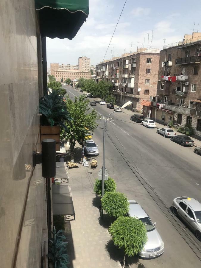 Armenian Inn Ереван Екстериор снимка